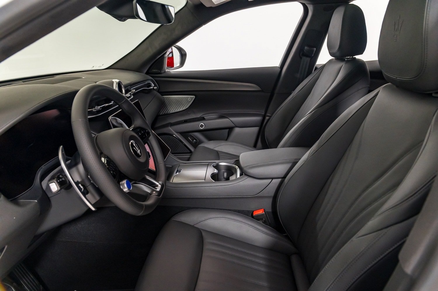 Used 2024 Maserati Grecale GT AWD/4WD image 17