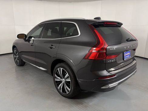 Used 2022 Volvo XC60 B5 Inscription w/ Advanced Package image 6