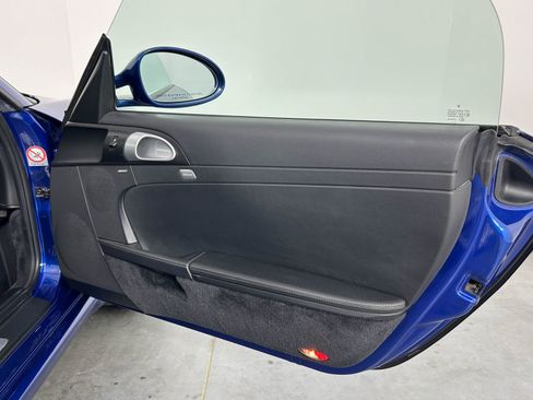 Used 2009 Porsche Boxster S RWD image 25