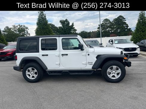 Used 2020 Jeep Wrangler Unlimited Sport S AWD/4WD image 2