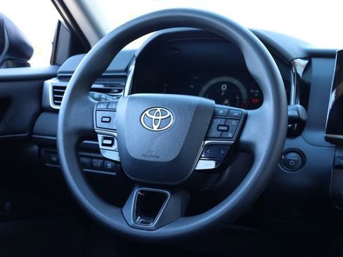 Used 2025 Toyota Camry LE image 26