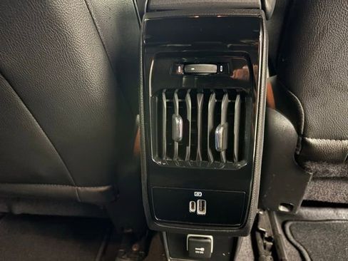 Used 2024 Jeep Compass Limited w/ Elite Group image 19