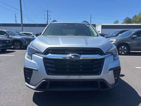 Used 2024 Subaru Ascent Limited w/ Technology Package AWD/4WD image 2