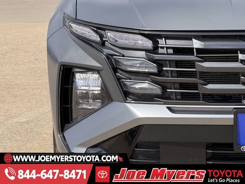 Used 2025 Hyundai Tucson SE image 31