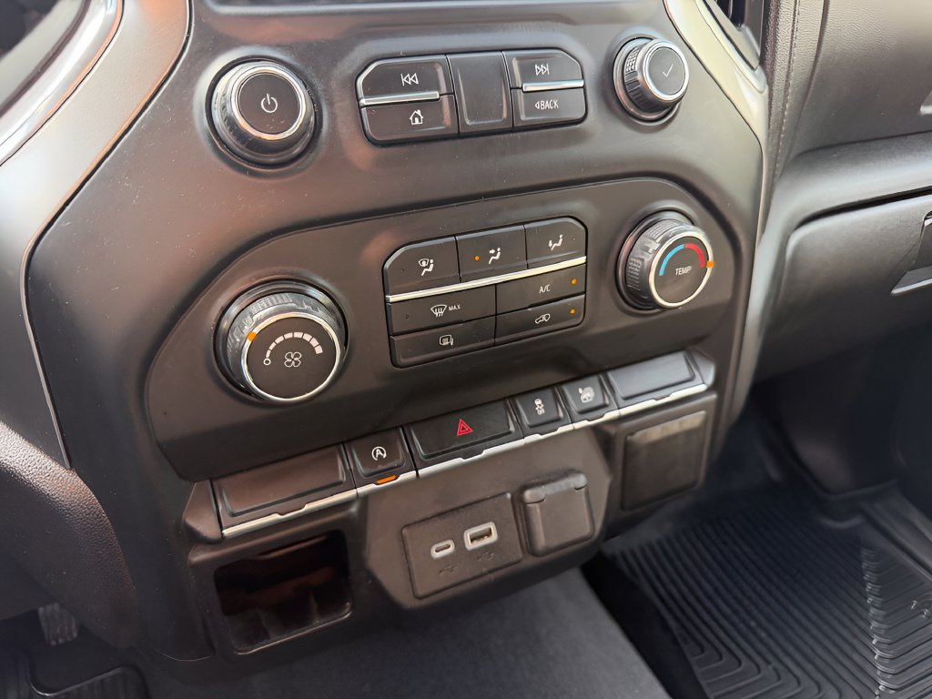 Used 2020 Chevrolet Silverado 1500 LT AWD/4WD image 21