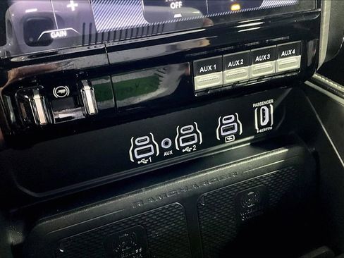 Used 2025 RAM 1500 RHO w/ RHO Level 1 Equipment Group AWD/4WD image 31
