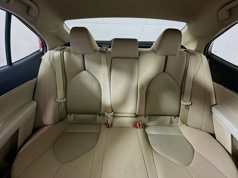 Used 2024 Toyota Camry LE image 29