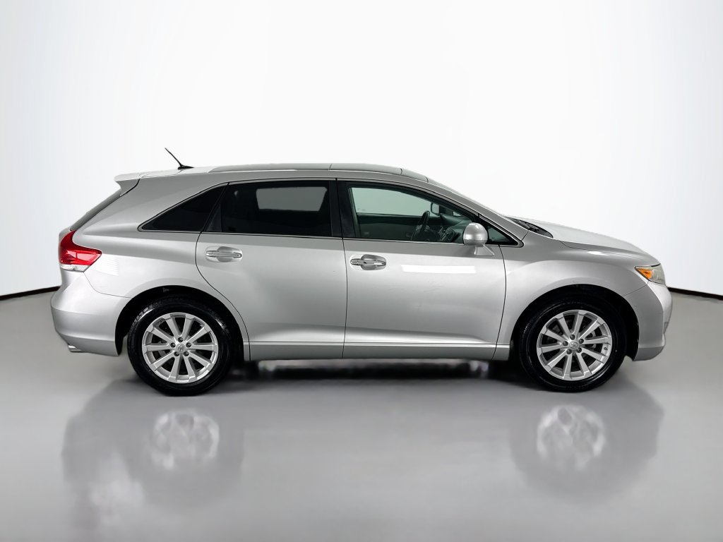 Used 2012 Toyota Venza XLE w/ XLE Premium Pkg AWD/4WD image 4