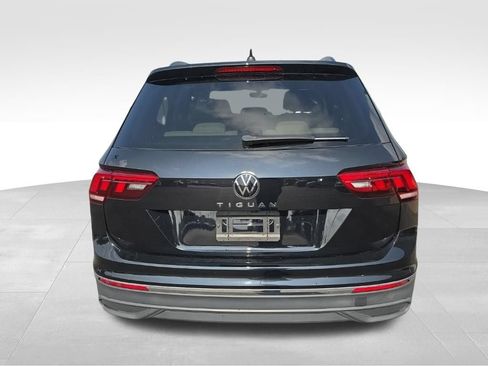 Used 2023 Volkswagen Tiguan S FWD image 11