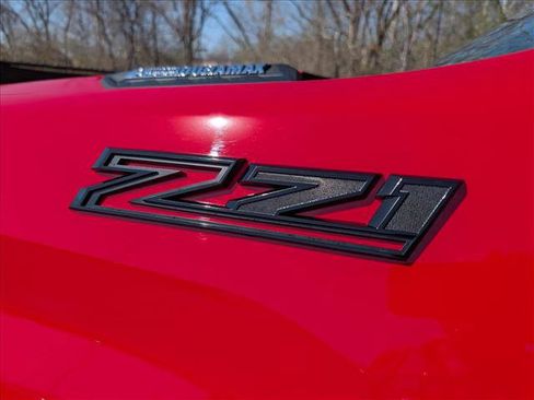 Used 2024 Chevrolet Silverado 2500 LT w/ Z71 Sport Edition image 11