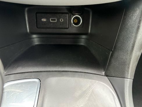 Used 2024 Chevrolet Equinox LS w/ LS Convenience Package image 29