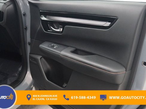 Used 2023 Honda CR-V Sport Touring image 17