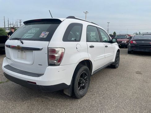 Used 2007 Chevrolet Equinox LS AWD/4WD image 14