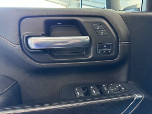Used 2023 GMC Sierra 2500 AT4 w/ AT4 Premium Plus Package AWD/4WD image 26