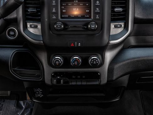 Used 2024 RAM 3500 Tradesman w/ Chrome Appearance Group AWD/4WD image 20
