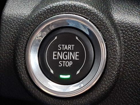 Used 2023 Chevrolet TrailBlazer LT FWD image 23