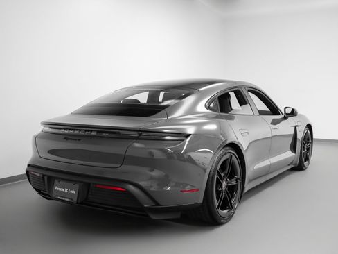 New 2025 Porsche Taycan image 12