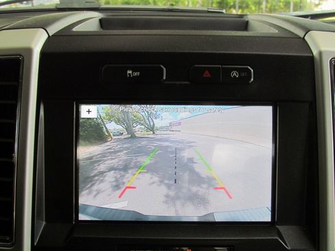 Used 2018 Ford F150 Lariat w/ Trailer Tow Package image 35