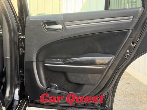 Used 2021 Chrysler 300 Touring w/ Sport Appearance Package RWD image 13