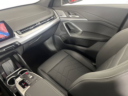 Certified 2025 BMW X2 xDrive28i w/ Convenience Package image 11