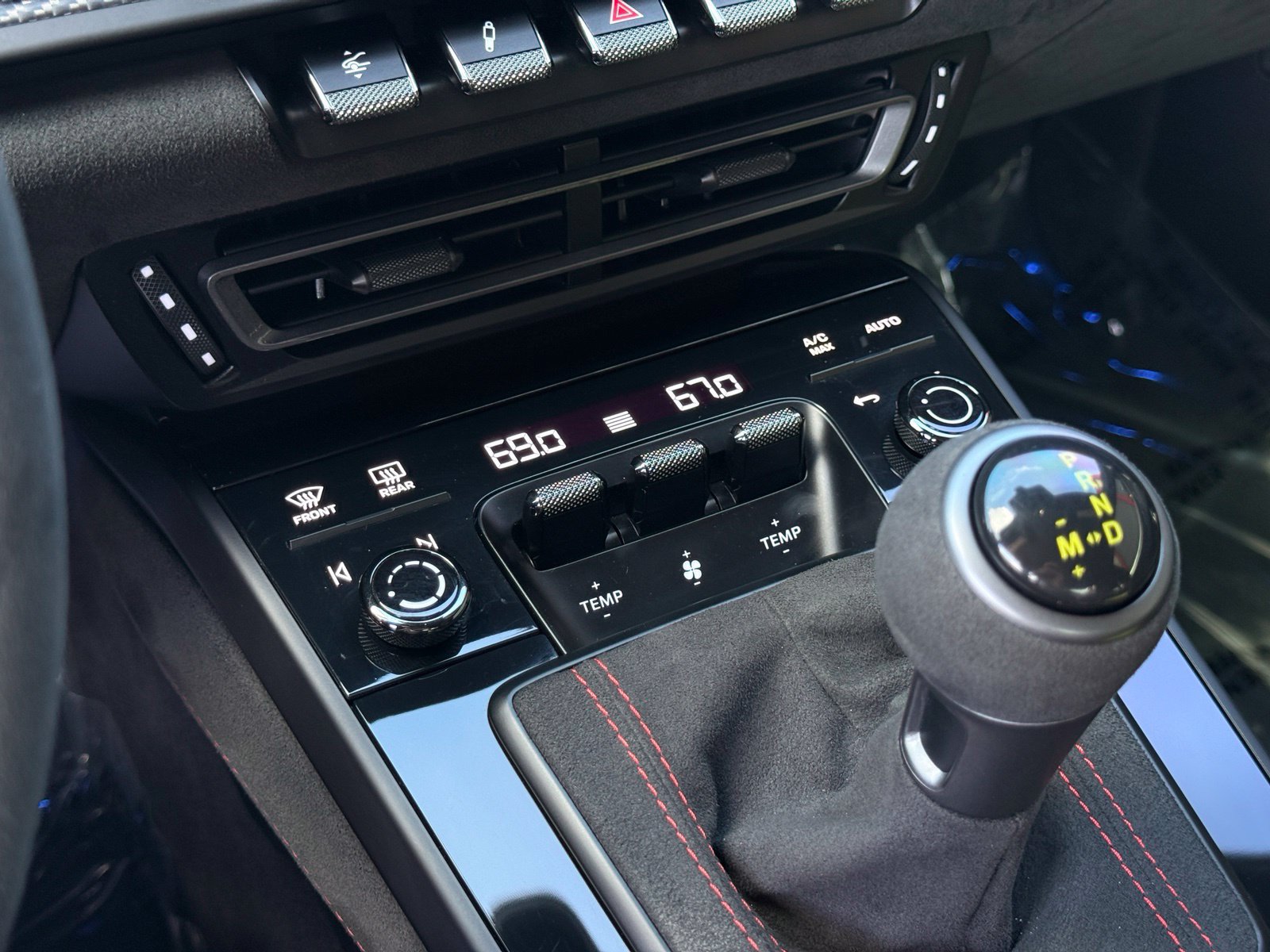 Used 2025 Porsche 911 GT3 RS w/ Weissach Package RWD image 64