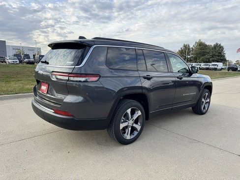 New 2025 Jeep Grand Cherokee L Limited image 7