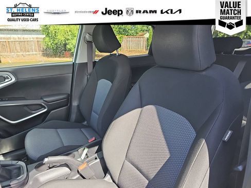 Used 2021 Kia Soul LX FWD image 14