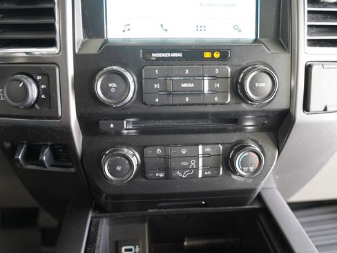 Used 2017 Ford F250 XLT w/ XLT Value Package image 19