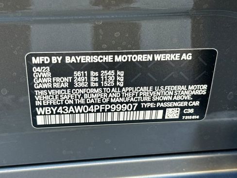 Used 2023 BMW i4 eDrive35 w/ Premium Package image 35