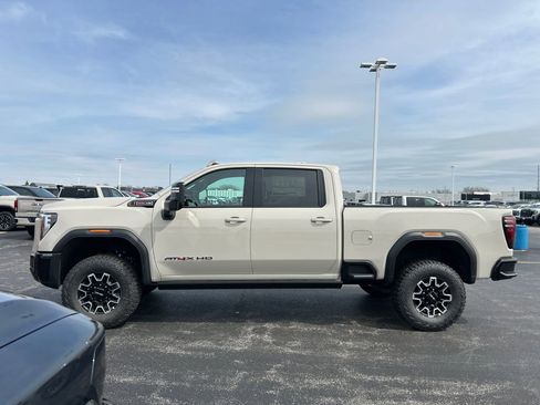 New 2026 GMC Sierra 2500 AT4X image 6