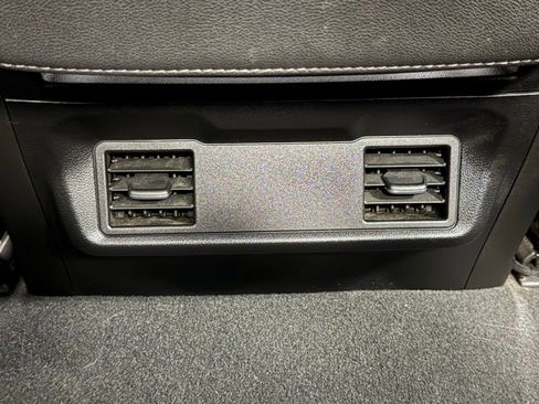 Used 2023 Chevrolet Silverado 1500 Custom AWD/4WD image 24