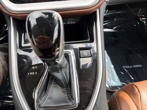 Used 2024 Subaru Outback Touring image 25