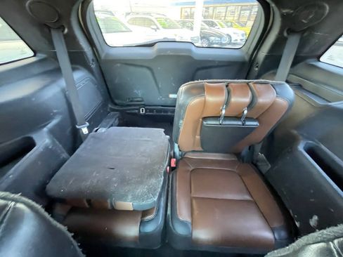 Used 2011 Ford Explorer Limited w/ 301A Rapid Spec Order Code FWD image 10