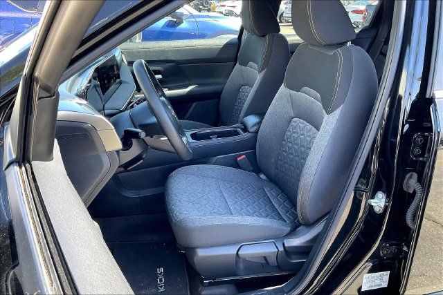 Certified 2025 Nissan Kicks SV FWD image 24
