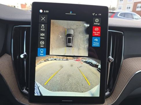 New 2026 Volvo XC60 B5 Plus w/ Protection Package Premier image 32