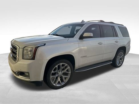 Used 2018 GMC Yukon SLT w/ HD Trailering Package image 4