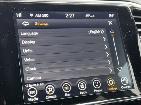 Used 2021 Jeep Grand Cherokee Limited image 23