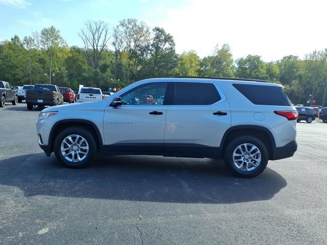 Used 2019 Chevrolet Traverse LT FWD image 4