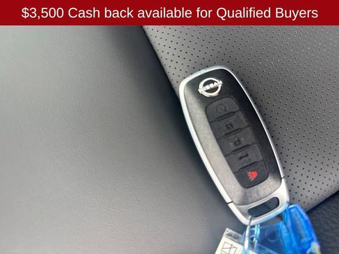 New 2026 Nissan Pathfinder SL image 30