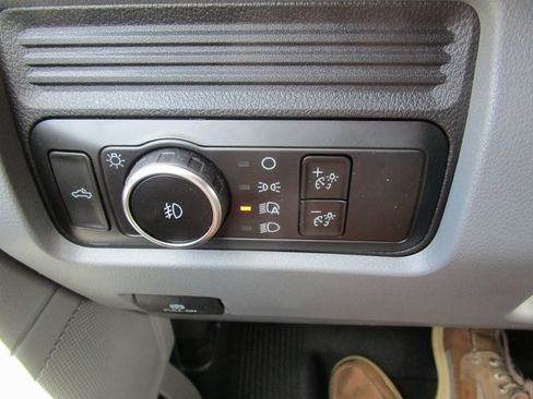 New 2025 Ford F250 XL w/ FX4 Off-Road Package image 28