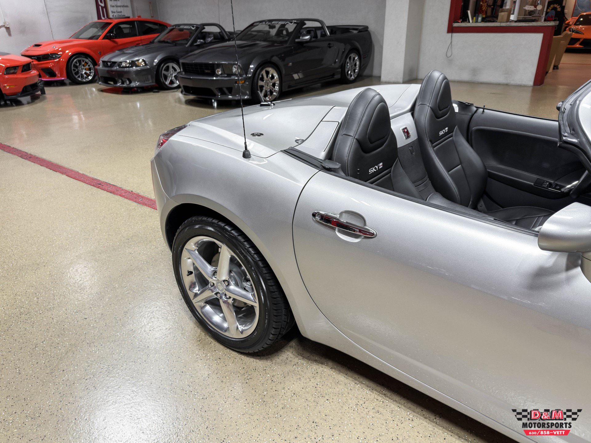 Used 2007 Saturn Sky Red Line RWD image 48