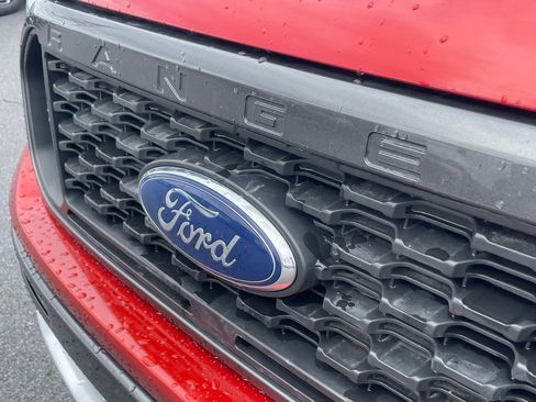 Used 2019 Ford Ranger XLT w/ Equipment Group 302A Luxury image 5