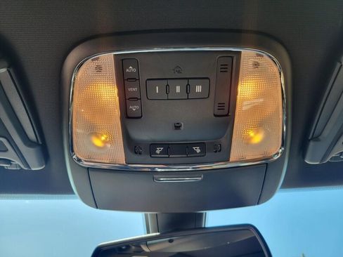 Used 2022 Dodge Charger GT w/ Plus Group image 16