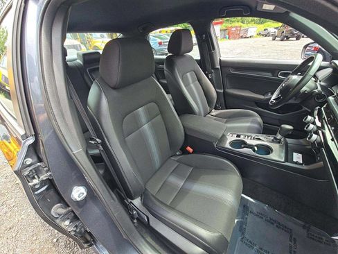 Used 2025 Honda Civic Sport image 15