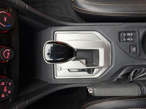 Used 2019 Subaru Crosstrek 2.0i Premium w/ Eyesight System image 21