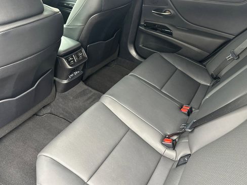 Certified 2024 Lexus ES 350 w/ Premium Package image 14