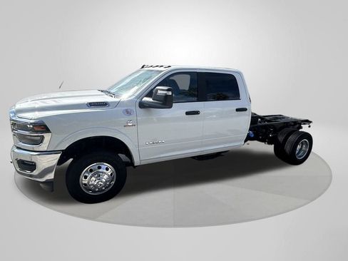New 2025 RAM 3500 Big Horn image 3