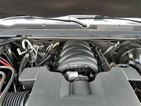 Used 2020 Chevrolet Tahoe LT image 15