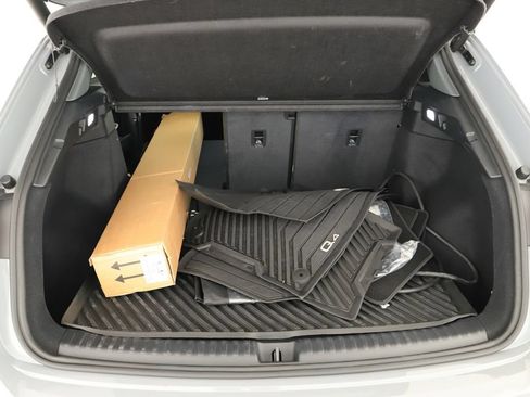 Certified 2024 Audi Q4 e-tron Premium Plus AWD/4WD image 31