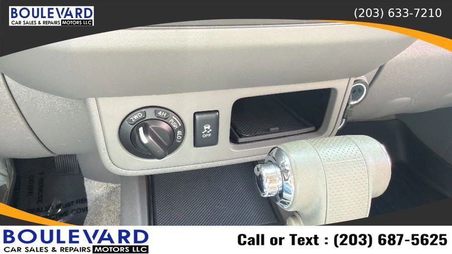 Used 2016 Nissan Frontier SV AWD/4WD image 16